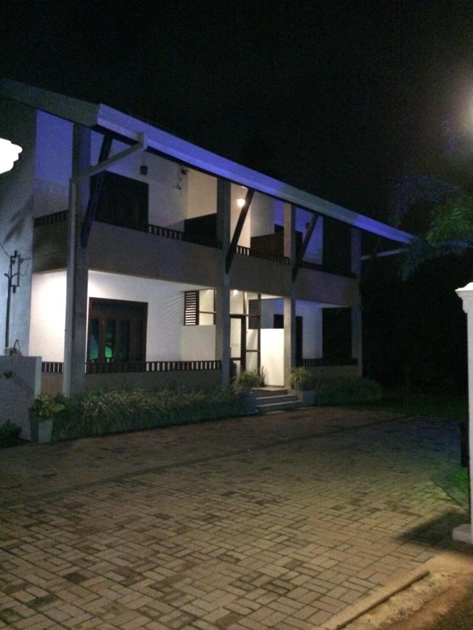 Sunrise Palace Negombo Eksteriør billede