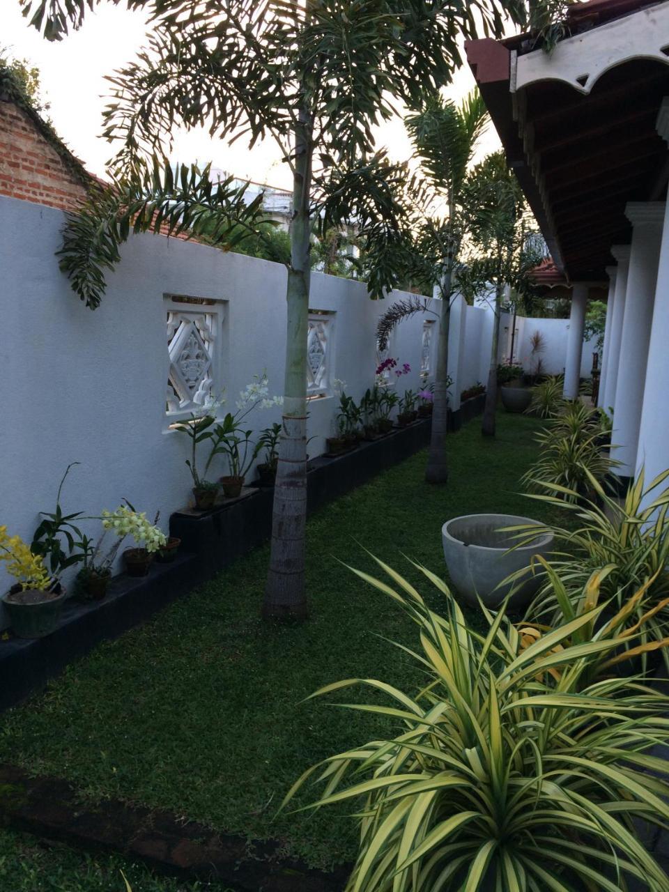 Sunrise Palace Negombo Eksteriør billede